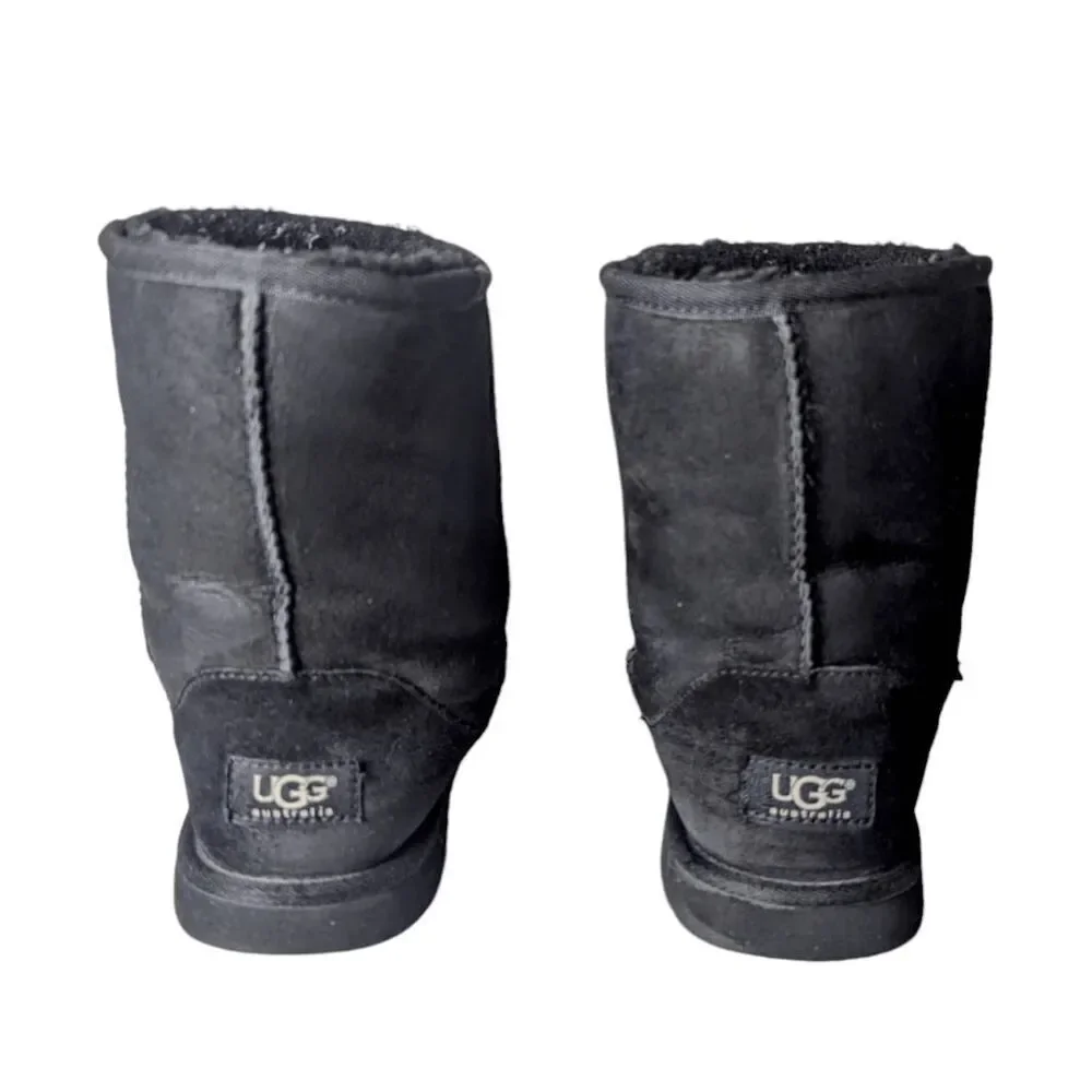 UGG Classic Short 
